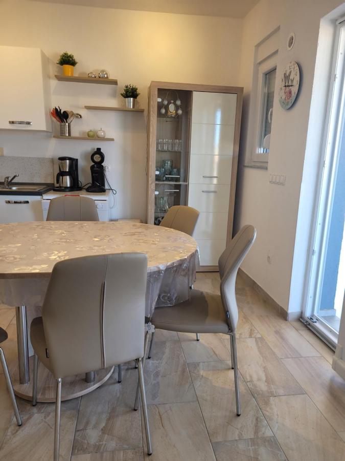 Appartement Baraba Maslenica Dış mekan fotoğraf